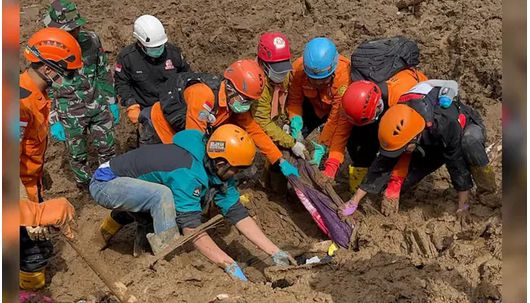 இந்தோனேசியாவில் நிலச்சரிவு - 25 பேர் உயிரிழப்பு