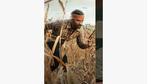 ’கர’ - தனுஷின் கதாபாத்திரம் குறித்து பேசிய இயக்குனர் விக்னேஷ் ராஜா