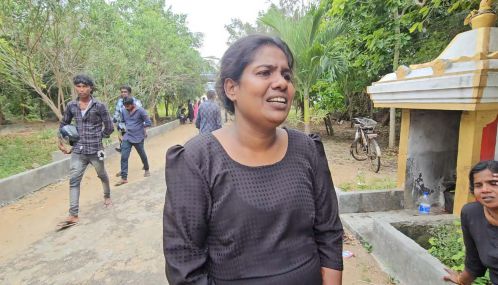 பொலிசார் மேற்கொண்ட முதல் துப்பாக்கிச் சூட்டிலேயே எனது மகன் மயங்கினார் - என அல்லைப்பிட்டியில் பலியான சிறுவனின் தாயார் தகவல்!