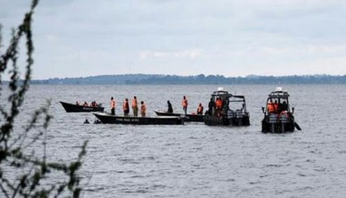 கிரீஸ்: ரோந்து படகு மீது அகதி படகு மோதியதில் 15 பேர் மரணம்