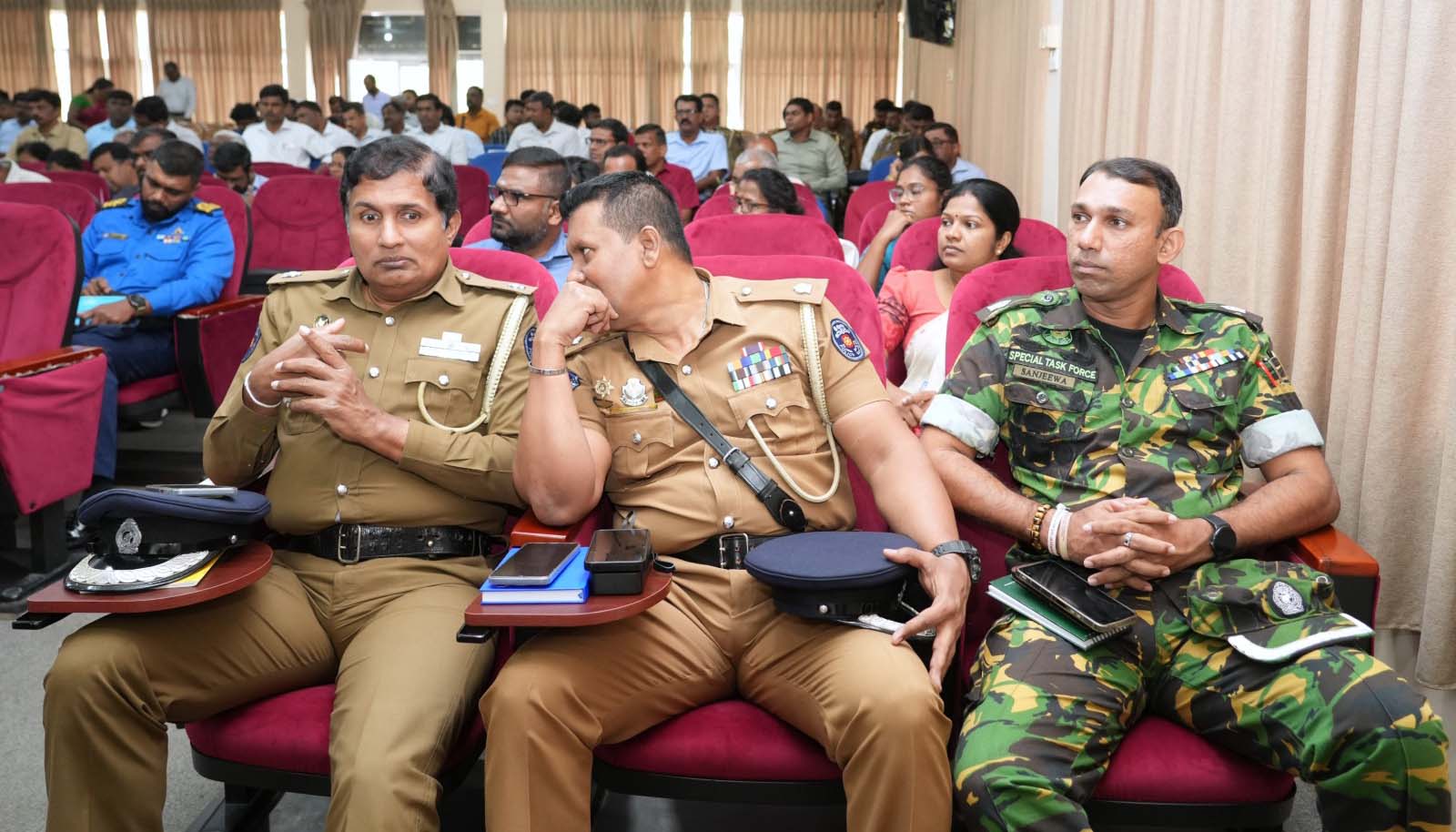 வடக்கில் மக்களின் காணிகளை விடுவிக்க வனவள திணைக்களம் மறுப்பதை ஏற்க முடியாது  என  திட்டவட்டமாகத் தெரிவித்த வடக்கு ஆளுநர்!