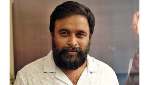 மீண்டும் இயக்குநர் அவதாரம் எடுக்கும் சசிகுமார்