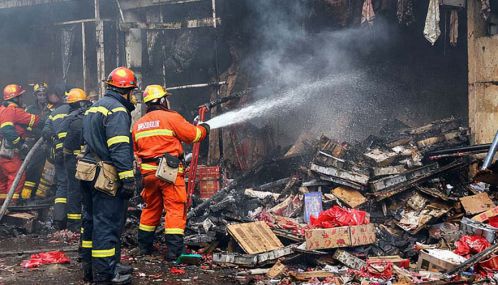 புத்தாண்டு கொண்டாட்டத்தில் துயரம் - 12 பேர் உயிரிழப்பு