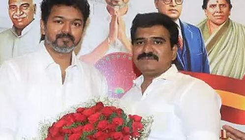 த.வெ.க.வில் ஒன்றரை மணி நேரத்தில் 10,000 விருப்ப மனுக்கள் விநியோகம்’ - சி.டி.ஆர்.நிர்மல்குமார் பேட்டி