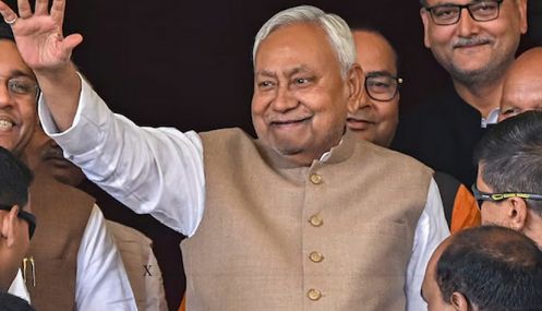 பீகார் முதல் அமைச்சர் பதவியில் இருந்து விலகுவதாக நிதிஷ் குமார் அறிவிப்பு