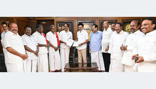 தி.மு.க. கூட்டணியில் இந்திய கம்யூனிஸ்ட் கட்சிக்கு 5 தொகுதிகள் - ஒப்பந்தம் கையெழுத்து