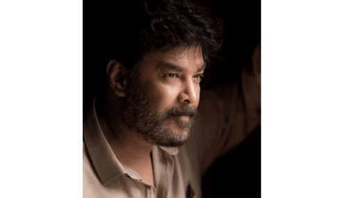 சுந்தர் சி நடிக்கும் பேய் பட புது பதிவேற்றம்