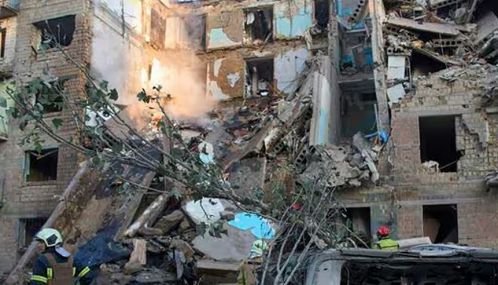 உக்ரைன் மீது ரஷியா தாக்குதல் - 10 பேர்மரணம்