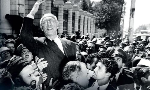 அமெரிக்கா 1953 ஆம் ஆண்டிலேயே ஈரானில் ஆட்சிமாற்றத்தை தொடங்கியது