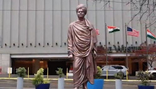 அமெரிக்காவில் சுவாமி விவேகானந்தரின் முழு உருவ சிலை திறப்பு