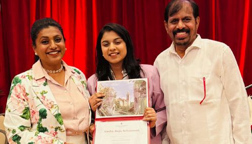 அமெரிக்காவில் நடிகை ரோஜாவின் மகள் அன்ஷூவுக்கு உயரிய விருது