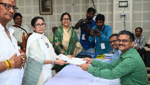 பவானிபூர் தொகுதியில் வேட்பு மனுதாக்கல் செய்தார் மம்தா பானர்ஜி
