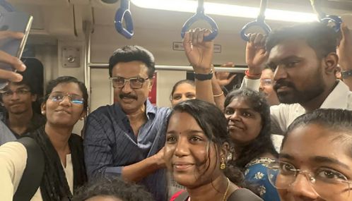 சென்னை: மெட்ரோ ரெயிலில் பயணம் செய்து வாக்கு சேகரித்த முதல் - அமைச்சர் மு.க.ஸ்டாலின்