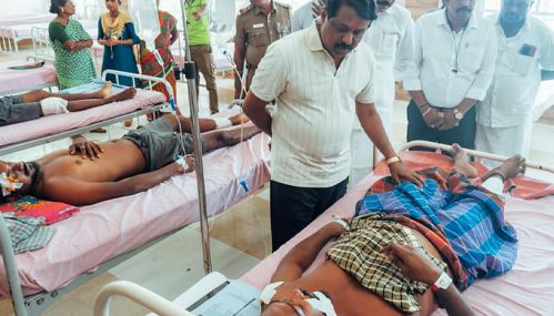 பட்டாசு ஆலை விபத்து: சிகிச்சை பெற்று வருபவர்களை நேரில் சந்தித்து நலம் விசாரித்த நயினார் நாகேந்திரன்