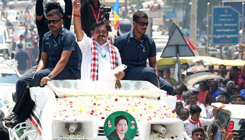 மக்களின் கோரிக்கைகளை ஏற்று கூடுதல் வாக்குறுதிகள் - அதிமுக அறிவிப்பு