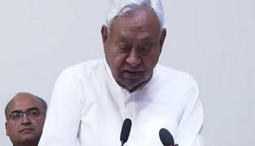 மாநிலங்களவை உறுப்பினராக பதவியேற்றுக் கொண்டார் நிதிஷ்குமார்