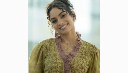 பின்னணி பாடகி தீ பாடிய இசைத் தொகுப்பு