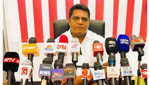 மன்னார் நகர சபை தவிசாளர் டானியல் வசந்தனால், முன்னாள் தவிசாளர் மீது சுமத்தப்பட்டுள்ள ஊழல் குற்றச்சாட்டுகள் தொடர்பான விசாரணைகள் கொழும்பு குற்றத்தடுப்பு பிரிவில் நடைபெற்றன!