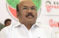 அதிமுக மாவட்ட செயலாளர்கள் கூட்டம் - முன்னாள் அமைச்சர் ஜெயக்குமார் புறக்கணிப்பு