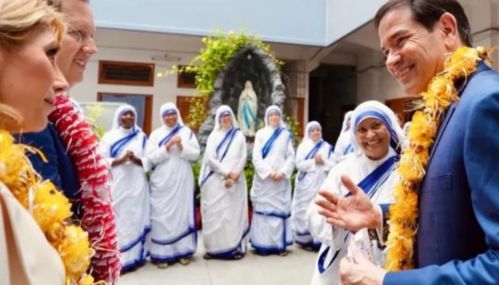 அமெரிக்க வெளியுறவு அமைச்சருக்கு இந்தியாவில் உற்சாக வரவேற்பு அளிக்கப்பட்டது
