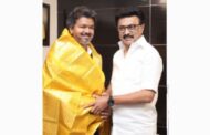 மு.க.ஸ்டாலினுடன் முதல்-அமைச்சர் விஜய் சந்திப்பு