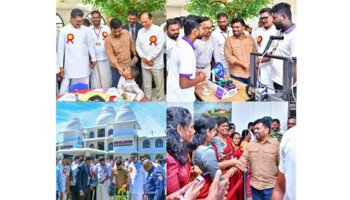 மட்டக்களப்பு மாவட்டத்திற்கு விஜயம் செய்த ஜனாதிபதி மட்டக்களப்பு  மாநகர சபையின் நிர்வாகத்தின் கீழ் உள்ள பொது நூலகத்தை உத்தியோகபூர்வமாக திறந்து வைத்தார்!!