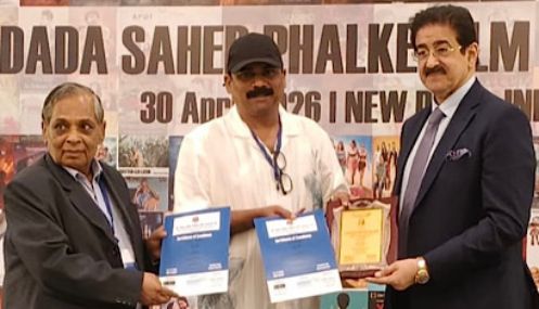சிறந்த திரைக்கதைக்கான விருதை பெற்ற படம் ‘என்ன விலை’