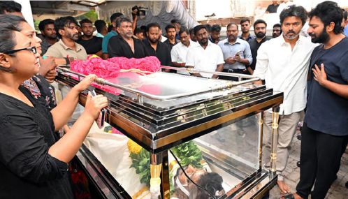 தமிழ் திரையுலகிற்கு ஈடுசெய்ய முடியாத பேரிழப்பு பாக்யராஜ் மறைவுக்கு முதல்-அமைச்சர் விஜய் இரங்கல் தெரிவித்துள்ளார்
