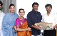 மகள் அவந்திகா திருமணத்திற்கு முதல் அமைச்சர் விஜய்யை சந்தித்து அழைப்பு விடுத்தார் குஷ்பு- சுந்தர் சி