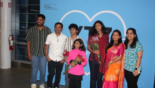 கனடாவில் இசை நிகழ்ச்சிகளை ஏற்பாடு செய்யும் நிறுவனமான 'LATIKA PRODUCTIONS. வழங்கும் அற்புதமான 'SUPER SINGER-Live in Toronto' இசை நிகழ்ச்சி!