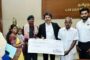யாழ்ப்பாணம் - வலிகாமம் வடக்கு உயர்பாதுகாப்பு வலையப் பகுதியில் தமது சொந்த நிலங்களை இழந்தவர்களுக்காக அவற்றை மீட்க வீதியில் இறங்கிய மக்கள்!