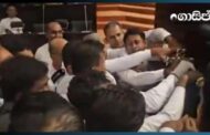 பெரும் போர்க்களம் மாறிய இலங்கை நாடாளுமன்றம்!