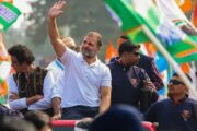 ‘மக்களோடு என்றும் களத்தில் நிற்பேன்; மக்களின் நம்பிக்கையே எனது பலமென ராகுல் காந்தி கூறியுள்ளார்