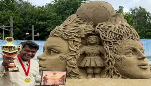 ரஷியாவில் சர்வதேச மணல் சிற்ப போட்டியில் இந்தியாவின் சுதர்சன் பட்நாயக் வெற்றிபெற்றுள்ளார்