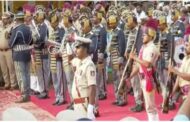 30 துப்பாக்கி குண்டுகள் முழங்க அரசு மரியாதையுடன் எஸ்.ஜானகியின் உடல் தகனம் செய்யப்பட்டது