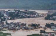சீனாவில் கடுமையான வெள்ளம் மற்றும் நிலச்சரிவில் சிக்கி 20 பேர் உயிரிழந்தனர்