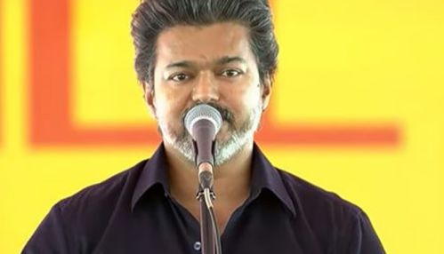 கரூரில் 31 பேருக்கு அரசுப்பணி ஆணைகளை தமிழக முதலமைச்சர் விஜய் வழங்கினார்