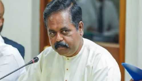 தமிழரின் நகைகளை கொள்ளையடித்த ராஜபக்ச 'திருடர்களிடமிருந்து'  அவற்றை மீட்டுத் தாருங்கள் என அநுர அரசிடம் சிறீதரன் எம்.பி வலியுறுத்து.