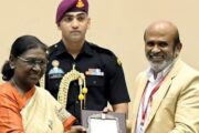 நடிகர் வாகை சந்திரசேகருக்கு சங்கீத நாடக அகாடமி விருது குடியரசு தலைவர் வழங்கியது