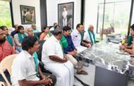 தமிழ்நாடு விவசாயச் சங்கப் பிரதிநிதிகள் உதயநிதி ஸ்டாலினை சந்தித்து பேசினர்