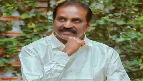 நேபாளப் பேரழிவு நெஞ்சில் நிலநடுக்கம் ஏற்படுத்துகிறதென வைரமுத்து கூறினார்