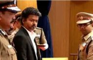 தமிழகத்தில் போதைப்பொருள் ஒழிப்பில் சிறப்பாக பணிபுரிந்த காவலர்களுக்கு முதல் - அமைச்சர் விஜய் பதக்கங்களை வழங்கினார்