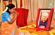 வாஜ்பாய் நினைவு நாளில் தமிழிசை சவுந்தரராஜன் புகழஞ்சலி செலுத்தினார்