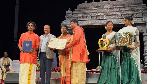 கனடா 'கலைக்கோவில் நுண் கலைக்கூடத்தின் 100வது அரங்கேற்றம் நுண் கலைக் கொண்டாட்டமாக விளங்கியது
