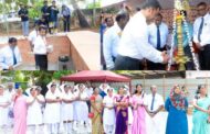வவுனியா மாவட்ட பொது வைத்தியசாலையில் 4 மாடி தாதியர் வதிவிடத்திற்கு சுகாதார அமைச்சர் நளிந்த ஜயதிஸ்ஸ அடிக்கல் நாட்டினார்.
