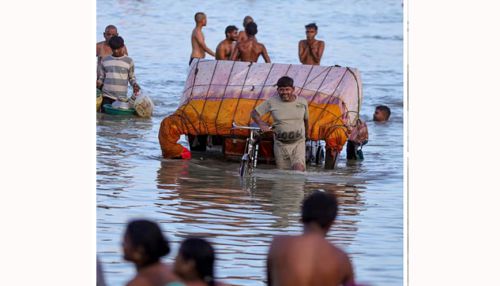 நேபாளத்தில் கனமழை, வெள்ளம், நிலச்சரிவில் பலி எண்ணிக்கை 24 ஆக உயர்ந்துள்ளது