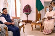 குடியரசு தலைவர் திரவுபதி முர்முவை பாஜக தேசிய தலைவர் நிதின் நபின் சந்தித்தார்