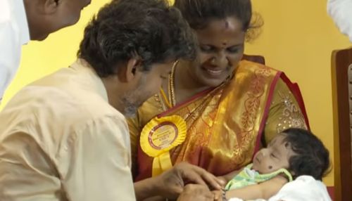 ‘தாய்மாமன் தங்க மோதிரம்’ திட்டத்தை மதுரையில் முதலமைச்சர் விஜய் தொடங்கி வைத்தார்