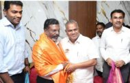 விடுதலை சிறுத்தை கட்சி தலைவர் திருமாவளவனுடன் தமிழக வெற்றி கழக அமைச்சர்கள் சந்தித்து பேசினர்