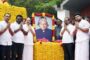 தமிழக ஆளுனர் அர்லேகருடன் முதல்-அமைச்சர் விஜய் சந்தித்து வாழ்த்து தெரிவித்தார்